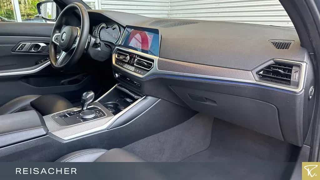 BMW 320 d A xDrive Tou M-Sport,LC+,AHK,ACC,HUD,DA 11/2019-photo-12