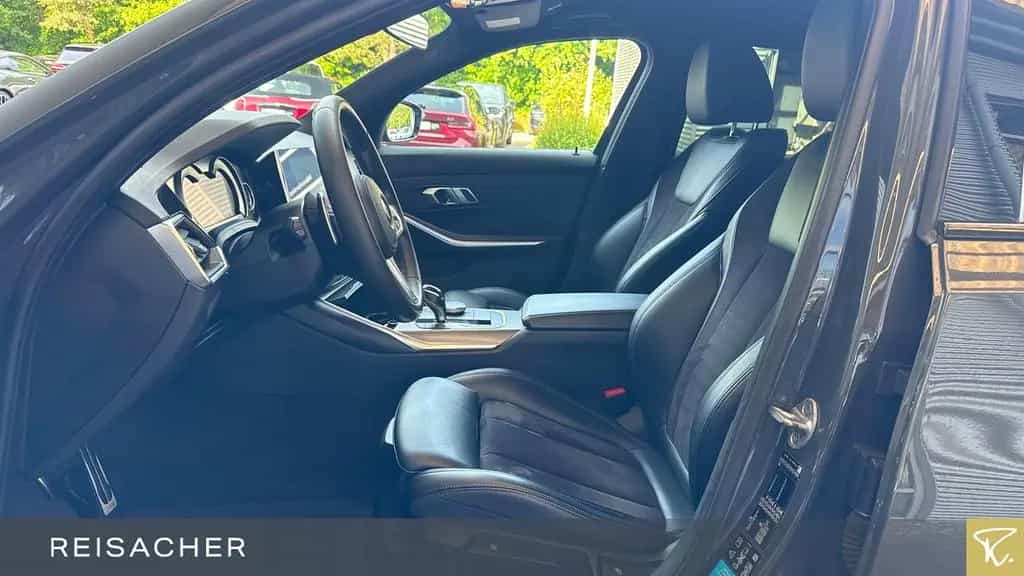 BMW 320 d A xDrive Tou M-Sport,LC+,AHK,ACC,HUD,DA 11/2019-photo-3