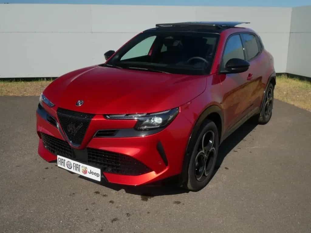 Alfa Romeo Junior IBRIDA TI 1.2 VGT 145PS DCT6 SCHIEBEDACH 06/2026-photo-6