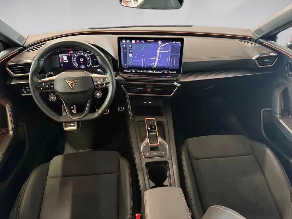Cupra Leon 1.5 eTSI DSG Edge Matrix Navi ACC RFK ACC 04/2025-photo-18