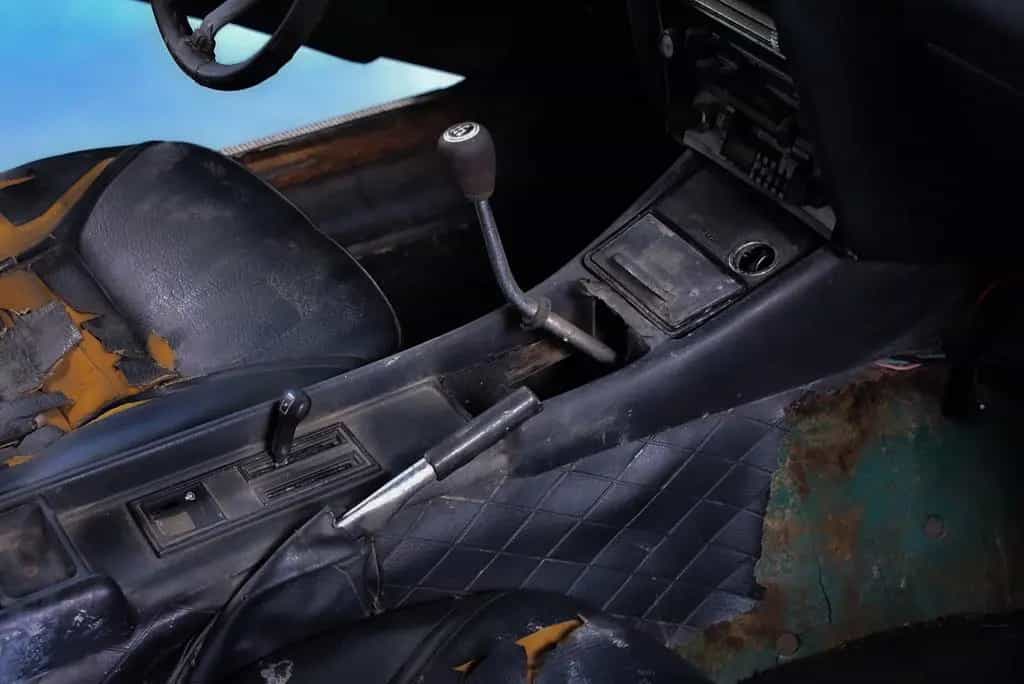 Datsun 240Z 06/1970-photo-20