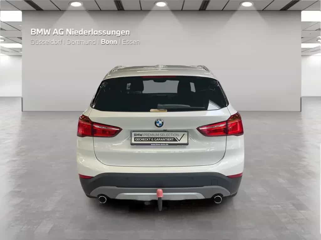 BMW X1 xDrive20d Navi AHK Kamera Pano.Dach HiFi LED 03/2019-photo-5
