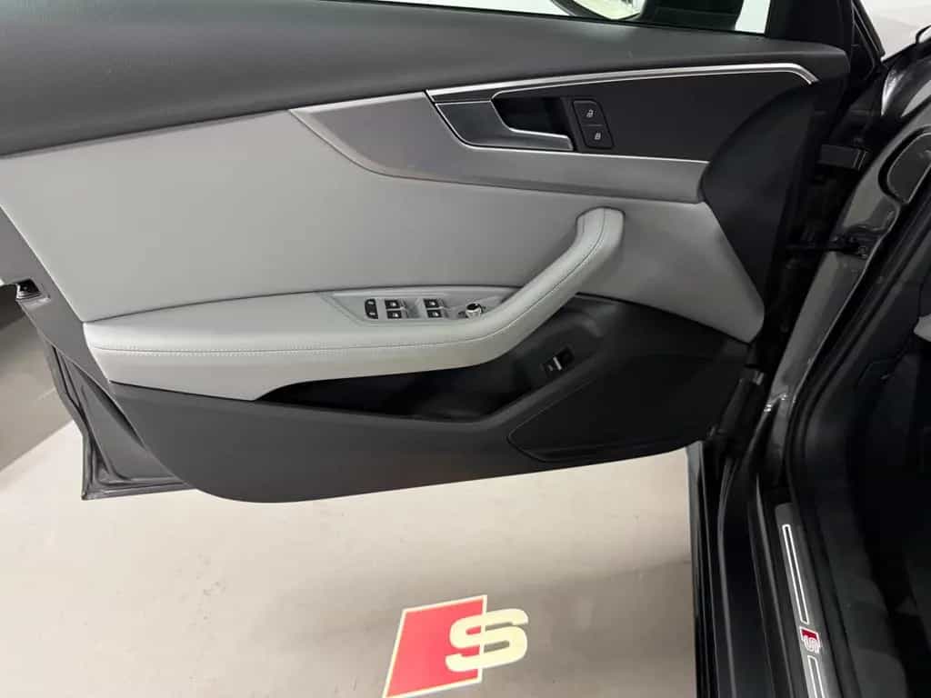 Audi A4 Avant 40 TDI S line/NAVI/DSP/LED/PANO/AHK 12/2022-photo-11