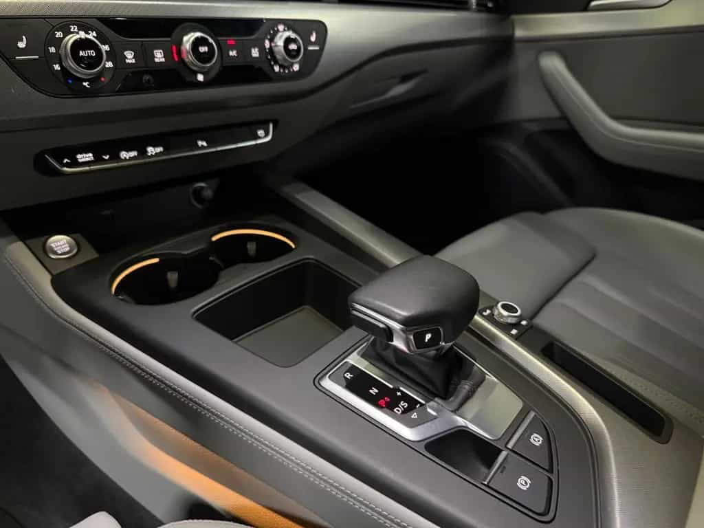 Audi A4 Avant 40 TDI S line/NAVI/DSP/LED/PANO/AHK 12/2022-photo-13