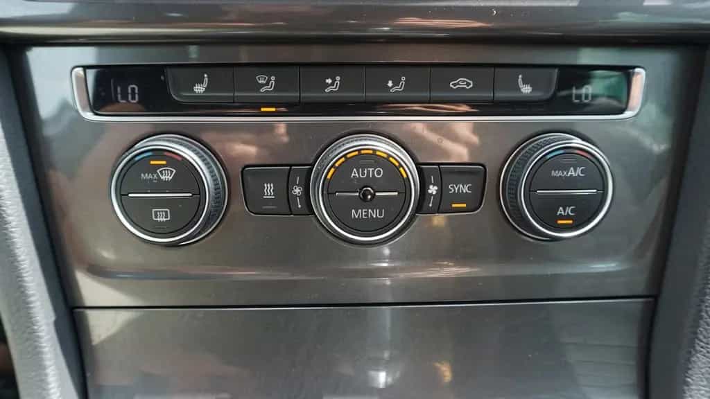 Volkswagen Golf VII Alltrack, Variant, BMT, 4M,T.Leder,Navi 09/2016-photo-31