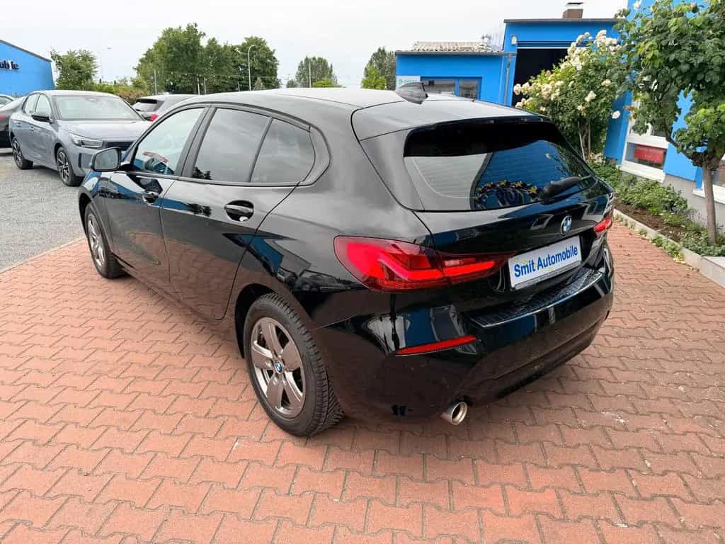 BMW 118 i Limousine 118 i Advantage Automatik 11/2021-photo-1
