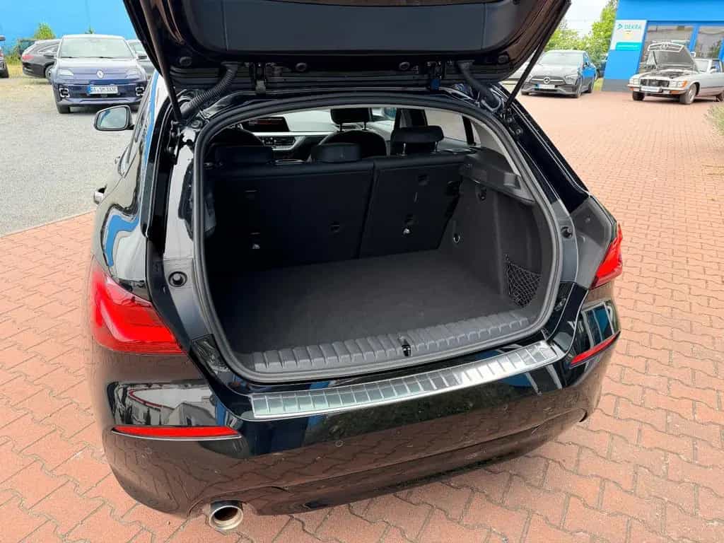 BMW 118 i Limousine 118 i Advantage Automatik 11/2021-photo-6