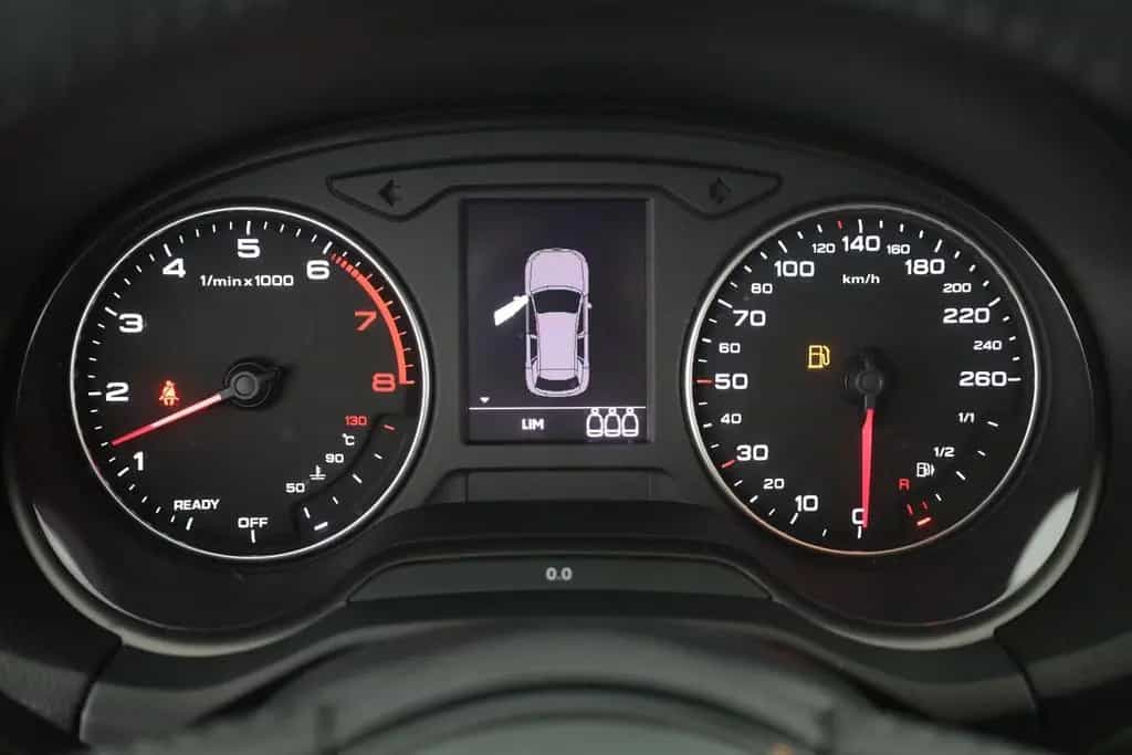 Audi Q2 1.0 TFSI Ultra Navi Sitzheizung Bluetooth USB 01/2018-photo-18