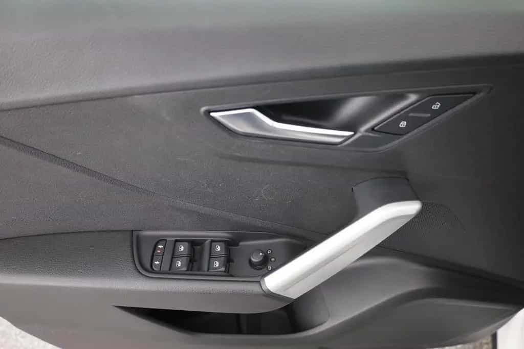Audi Q2 1.0 TFSI Ultra Navi Sitzheizung Bluetooth USB 01/2018-photo-22