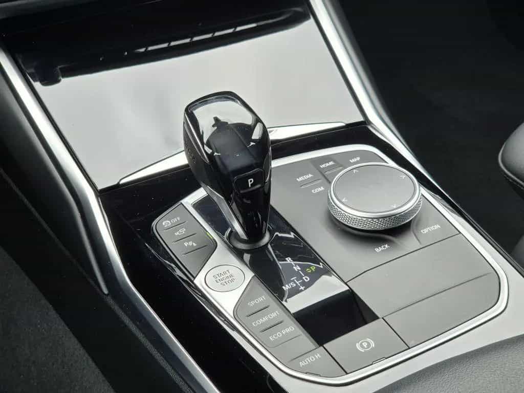 BMW 320 d Touring xDrive Aut. Sport Line 11/2020-photo-15
