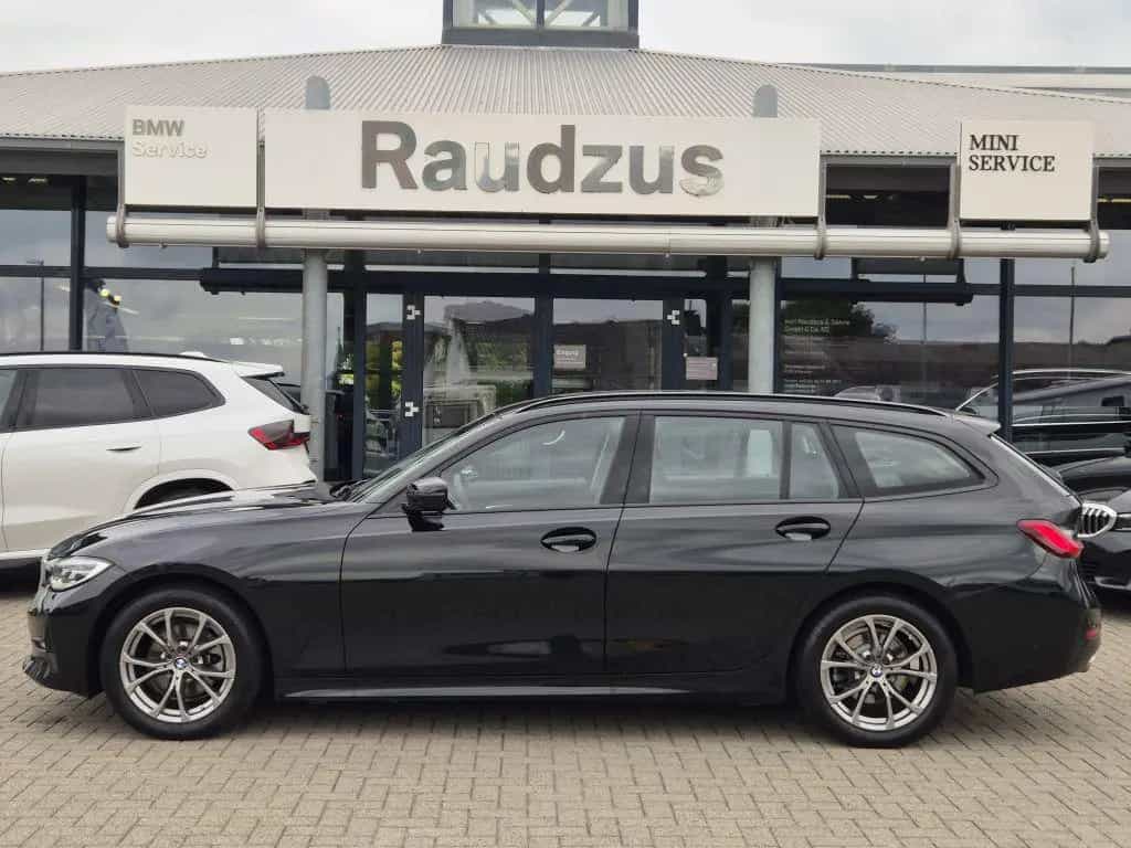 BMW 320 d Touring xDrive Aut. Sport Line 11/2020-photo-3