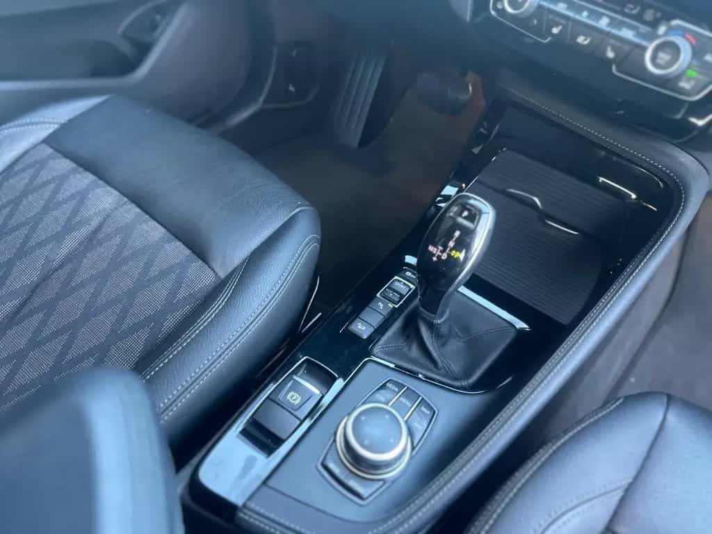 BMW X1 xDrive 20 d xLine 01/2019-photo-12
