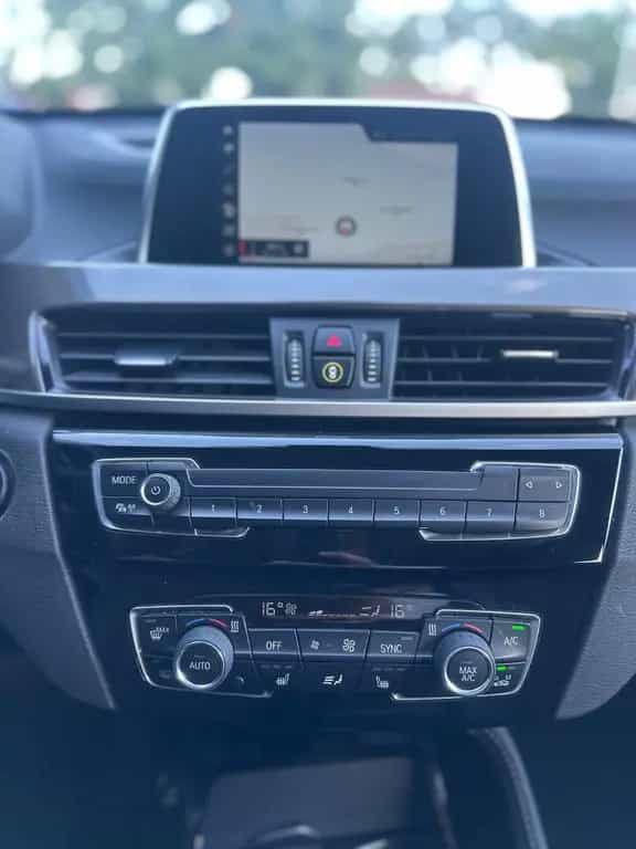 BMW X1 xDrive 20 d xLine 01/2019-photo-22
