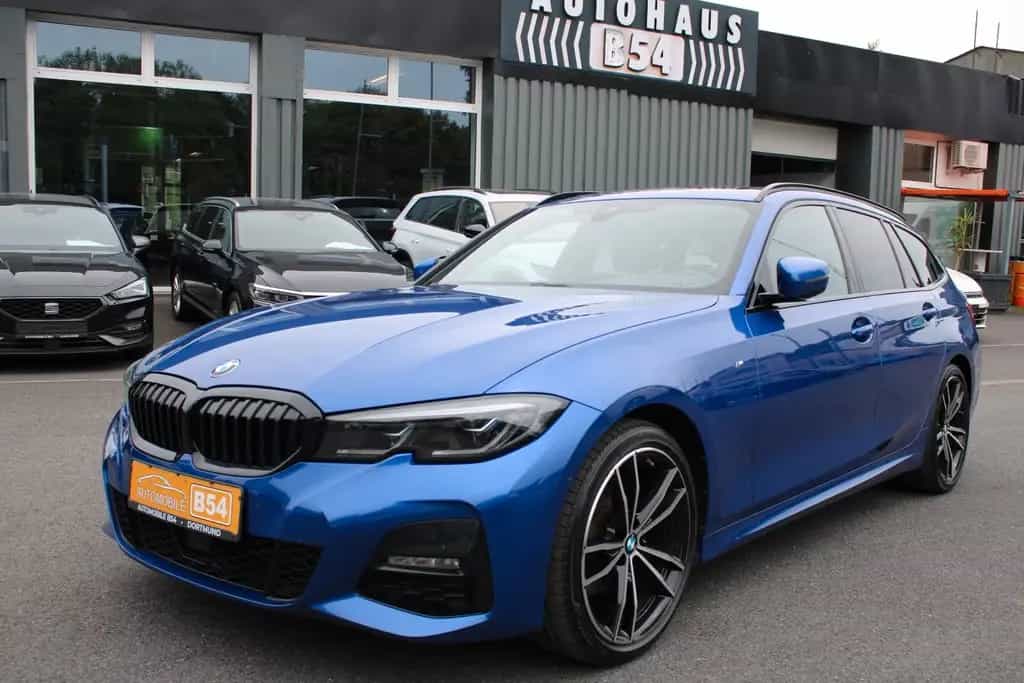 BMW 320 Touring 320 d xDrive M Sport/NAVI/PANO/HEAD-UP/ 01/2022-photo-0