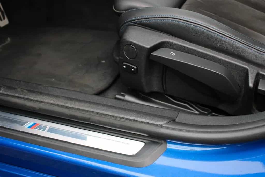 BMW 320 Touring 320 d xDrive M Sport/NAVI/PANO/HEAD-UP/ 01/2022-photo-18