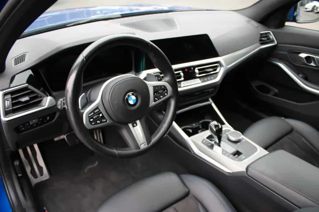 BMW 320 Touring 320 d xDrive M Sport/NAVI/PANO/HEAD-UP/ 01/2022-photo-19