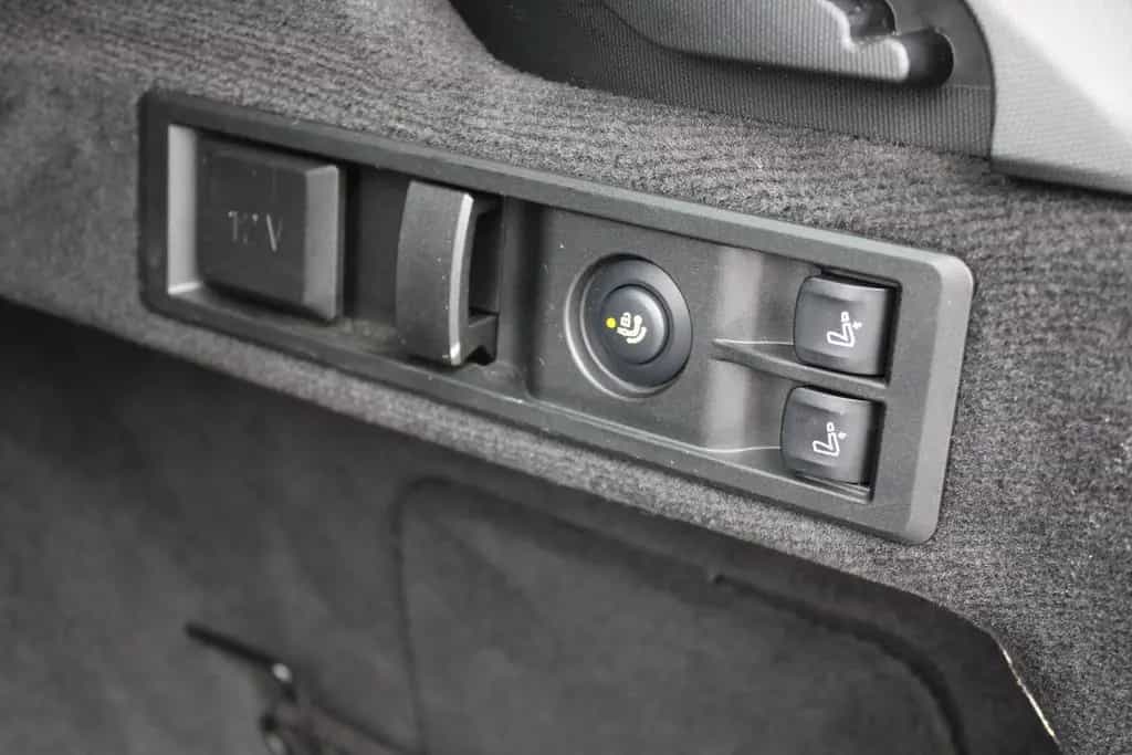 BMW 320 Touring 320 d xDrive M Sport/NAVI/PANO/HEAD-UP/ 01/2022-photo-27