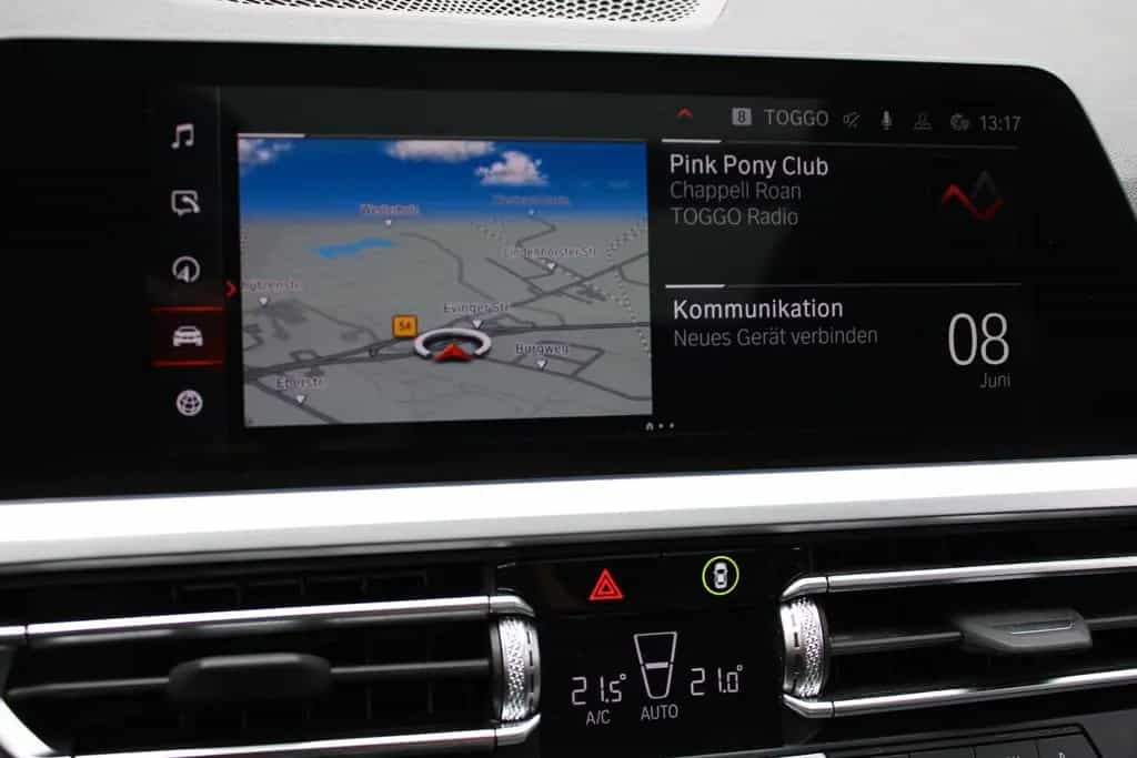 BMW 320 Touring 320 d xDrive M Sport/NAVI/PANO/HEAD-UP/ 01/2022-photo-42