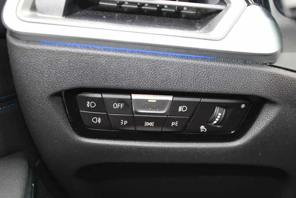 BMW 320 Touring 320 d xDrive M Sport/NAVI/PANO/HEAD-UP/ 01/2022-photo-44