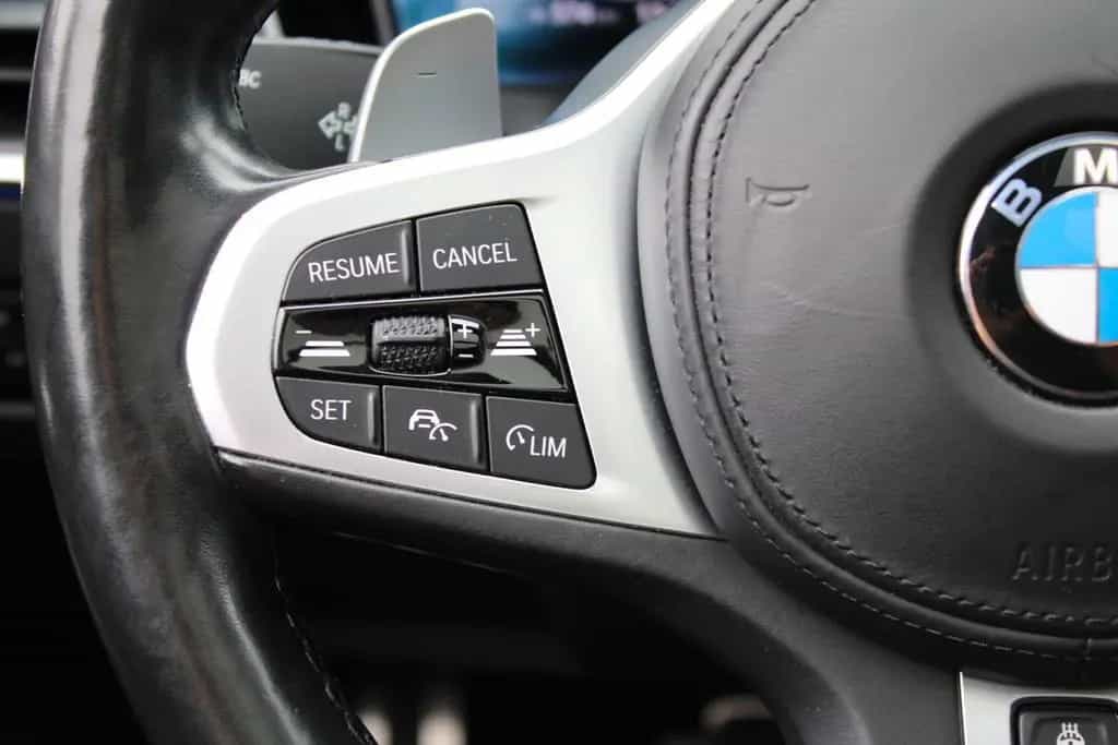 BMW 320 Touring 320 d xDrive M Sport/NAVI/PANO/HEAD-UP/ 01/2022-photo-48