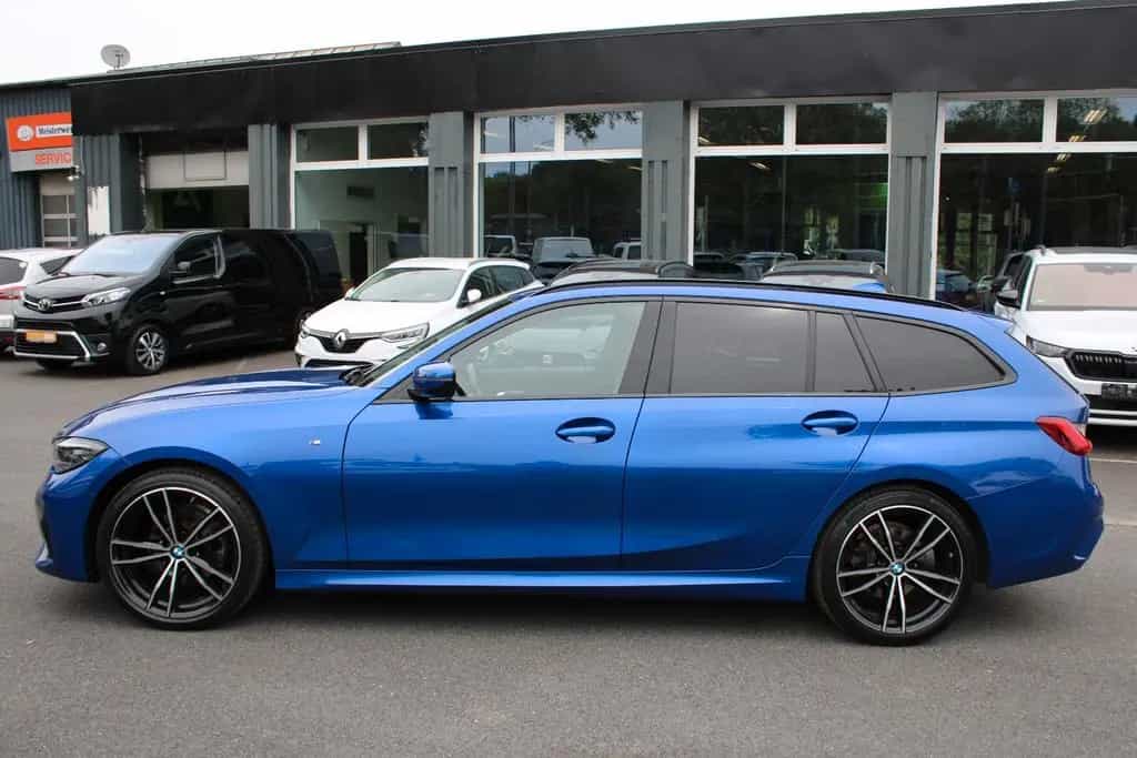 BMW 320 Touring 320 d xDrive M Sport/NAVI/PANO/HEAD-UP/ 01/2022-photo-5