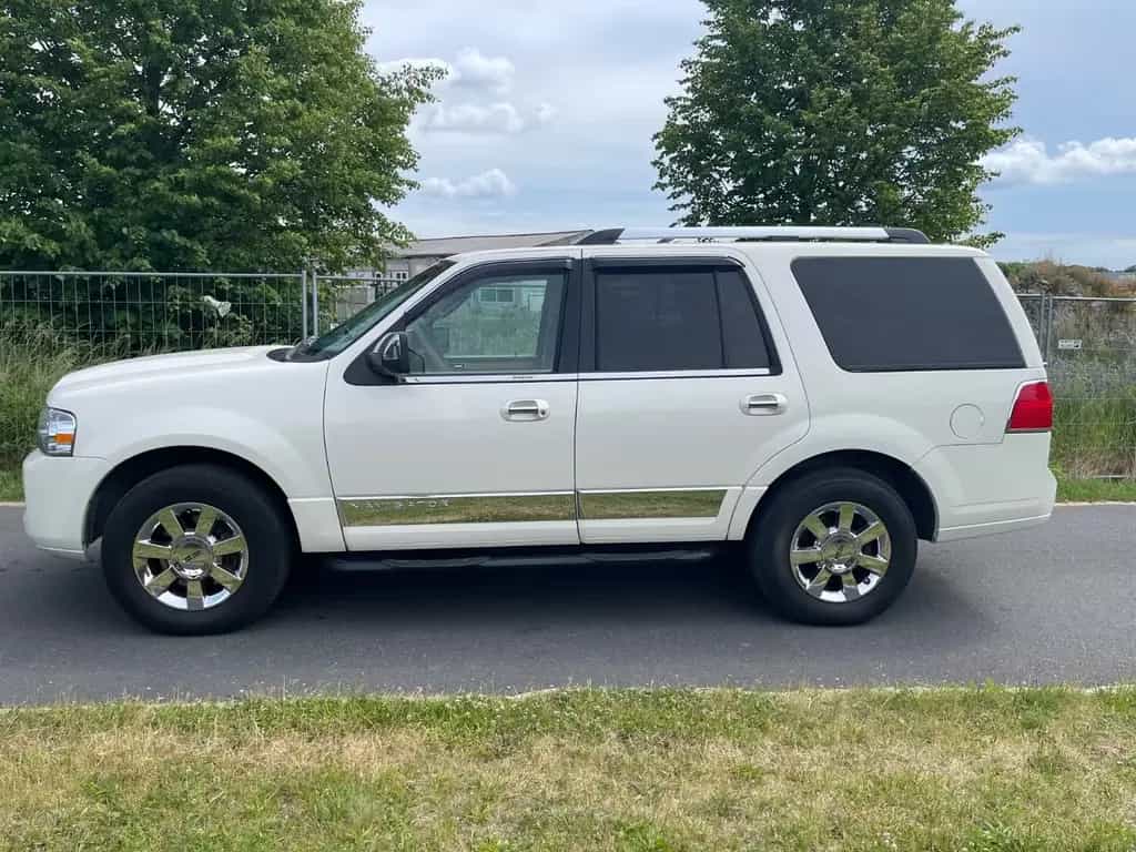 Lincoln Navigator 5,4 V8"AUTOMATIK"7 SITZE"KLIMA"ALLRAD" 12/2007-photo-5