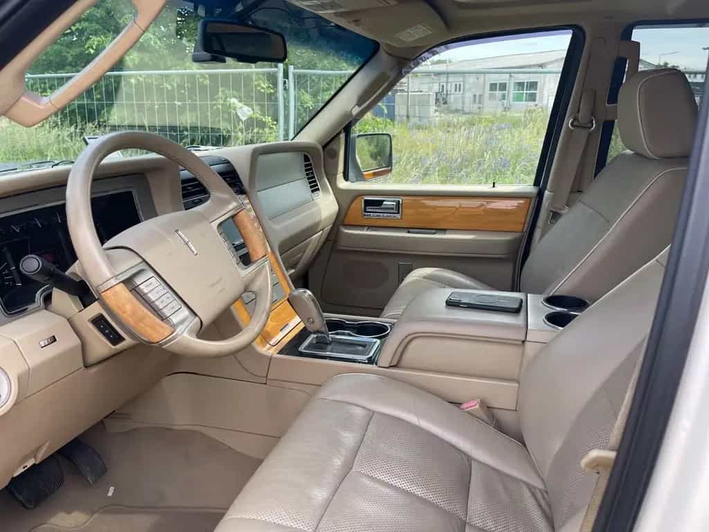 Lincoln Navigator 5,4 V8"AUTOMATIK"7 SITZE"KLIMA"ALLRAD" 12/2007-photo-7