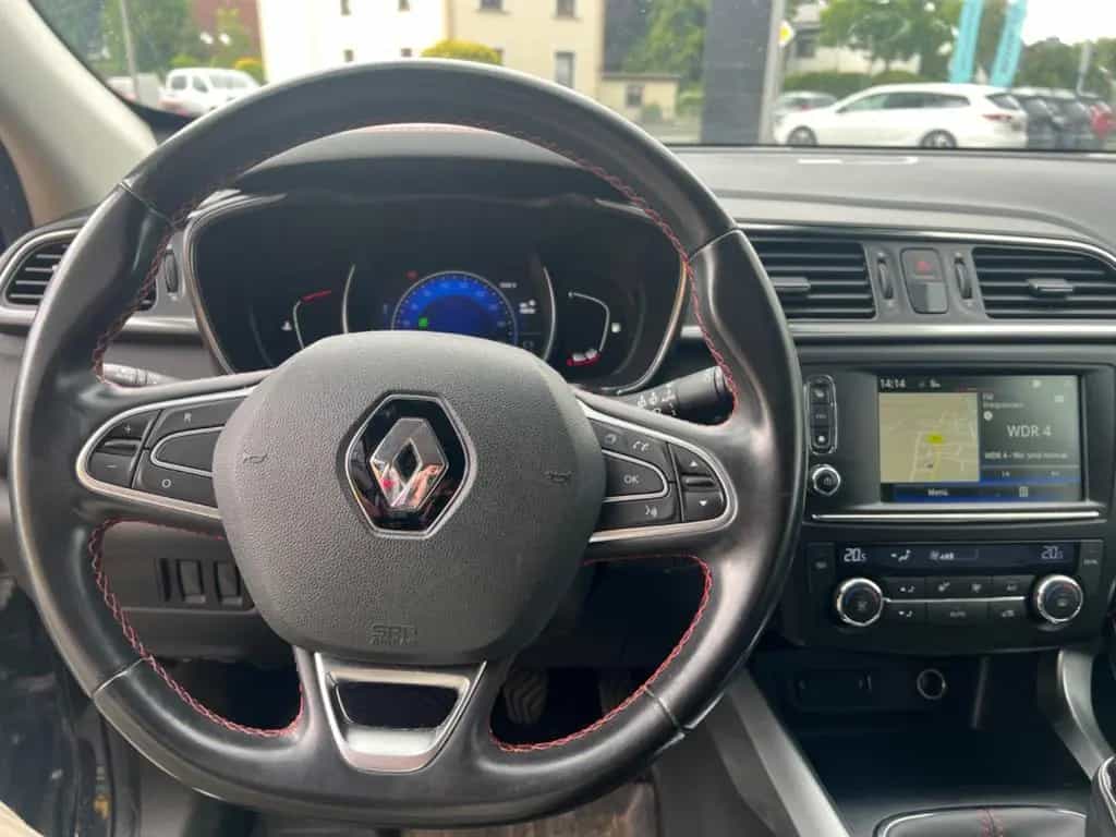 Renault Kadjar Crossborder BOSE SHZ LED KAMERA 03/2017-photo-10