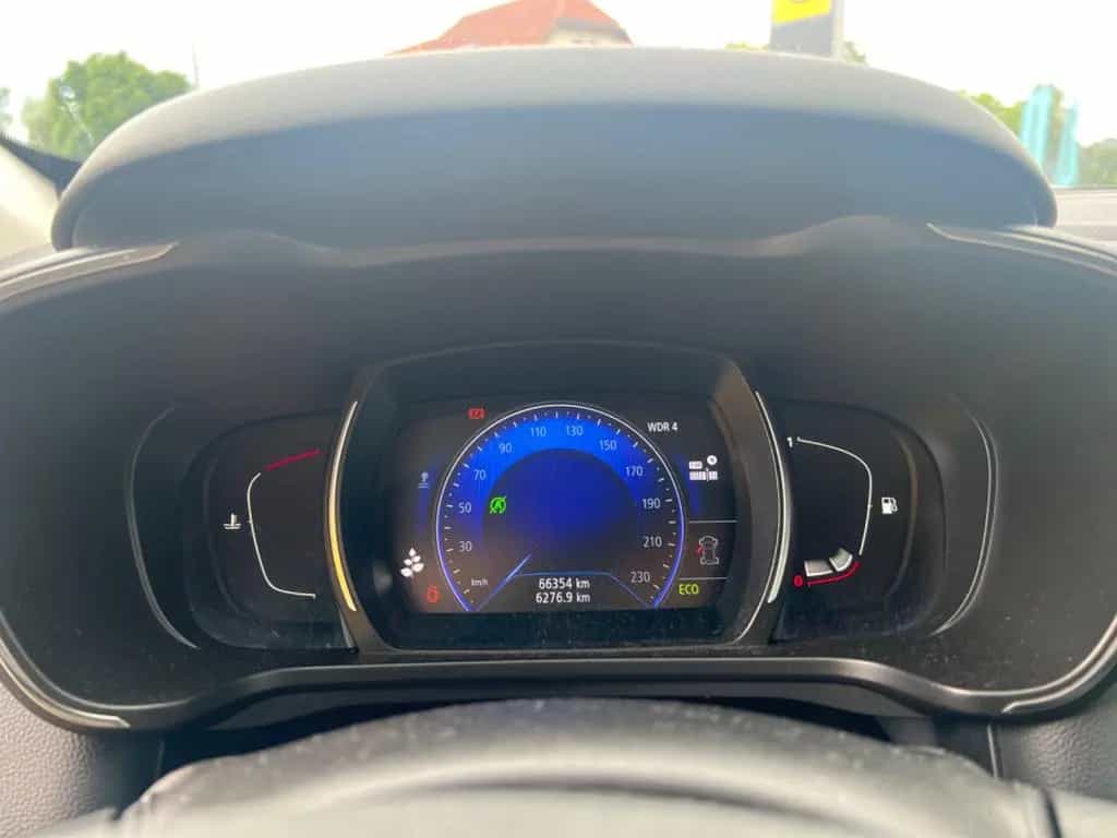 Renault Kadjar Crossborder BOSE SHZ LED KAMERA 03/2017-photo-11
