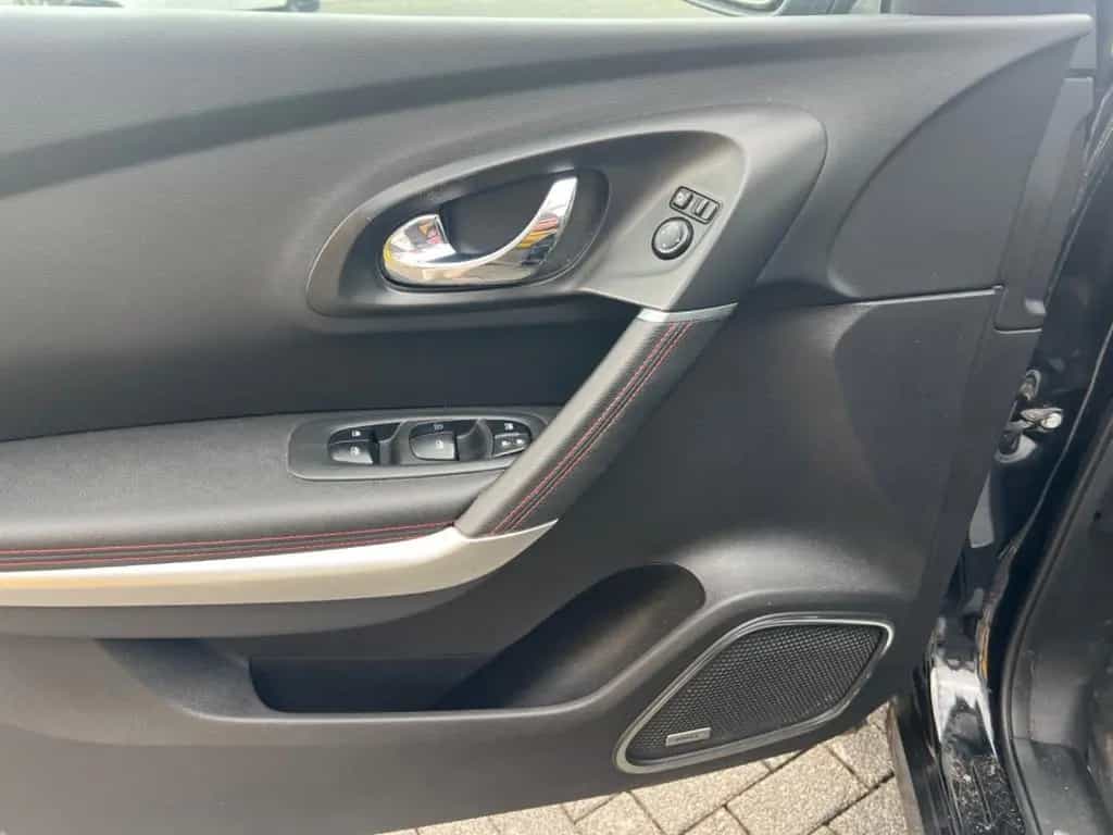 Renault Kadjar Crossborder BOSE SHZ LED KAMERA 03/2017-photo-9