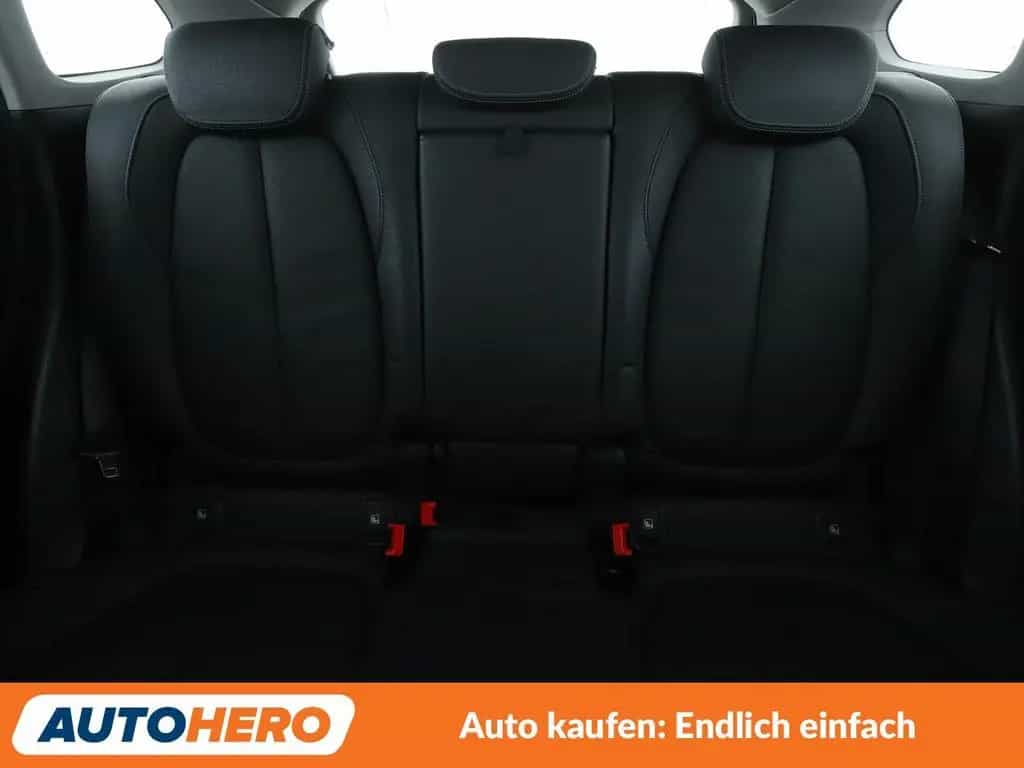 BMW X1 sDrive 20i xLine Aut.*NAVI*TEMPO*SHZ*PDC* 02/2019-photo-15