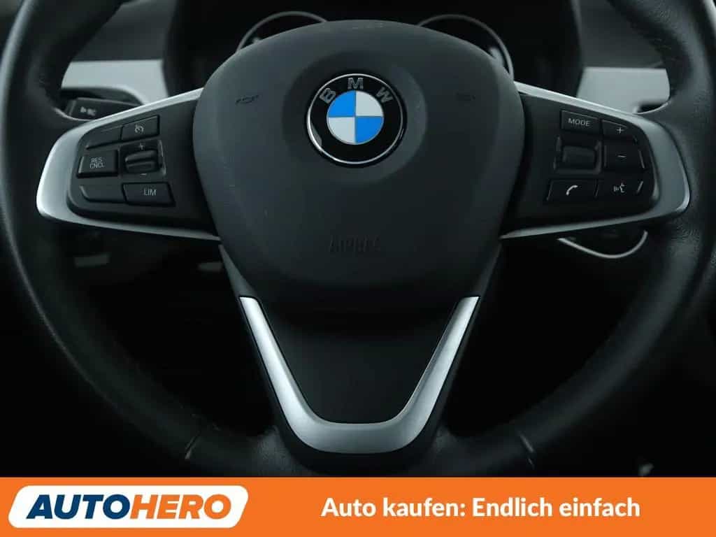 BMW X1 sDrive 20i xLine Aut.*NAVI*TEMPO*SHZ*PDC* 02/2019-photo-18