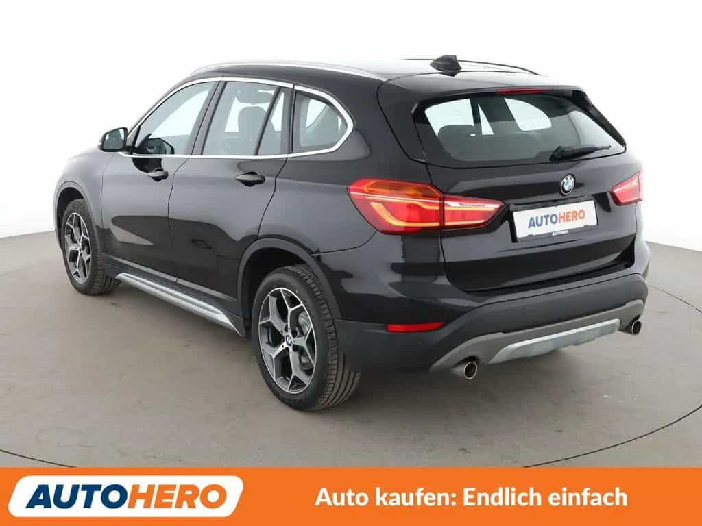 BMW X1 sDrive 20i xLine Aut.*NAVI*TEMPO*SHZ*PDC* 02/2019-photo-3
