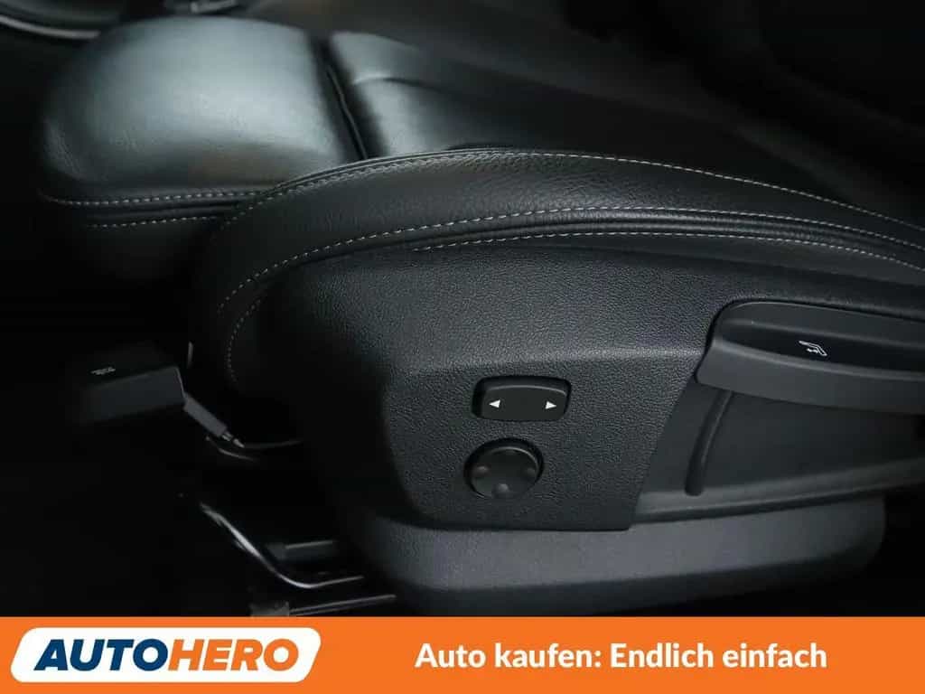 BMW X1 sDrive 20i xLine Aut.*NAVI*TEMPO*SHZ*PDC* 02/2019-photo-30