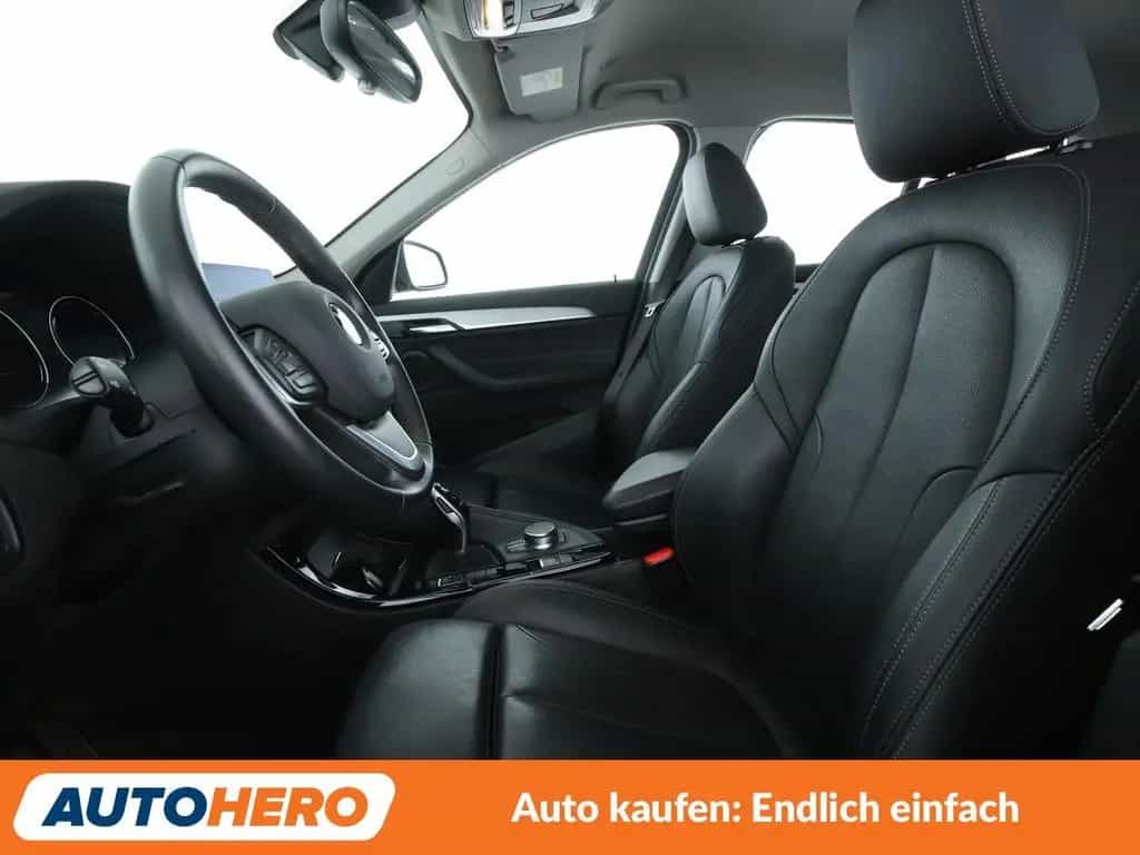 BMW X1 sDrive 20i xLine Aut.*NAVI*TEMPO*SHZ*PDC* 02/2019-photo-9
