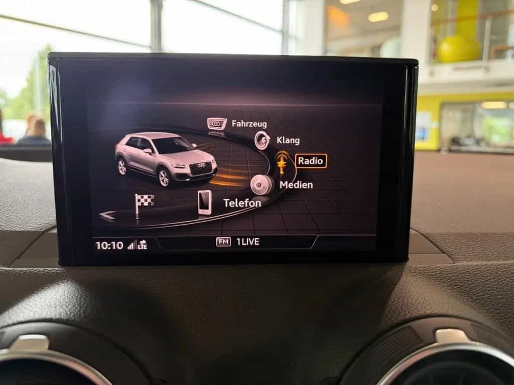Audi Q2 30 TFSI basis*Bluetooth*PDC*Navi*Tempomat* 01/2019-photo-14