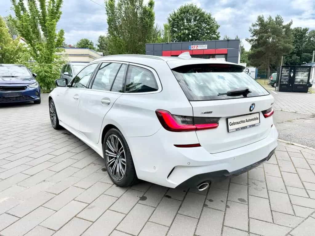 BMW 320 d xDriveM Sport,Laser,Leder,HeadUp, 12/2019-photo-3