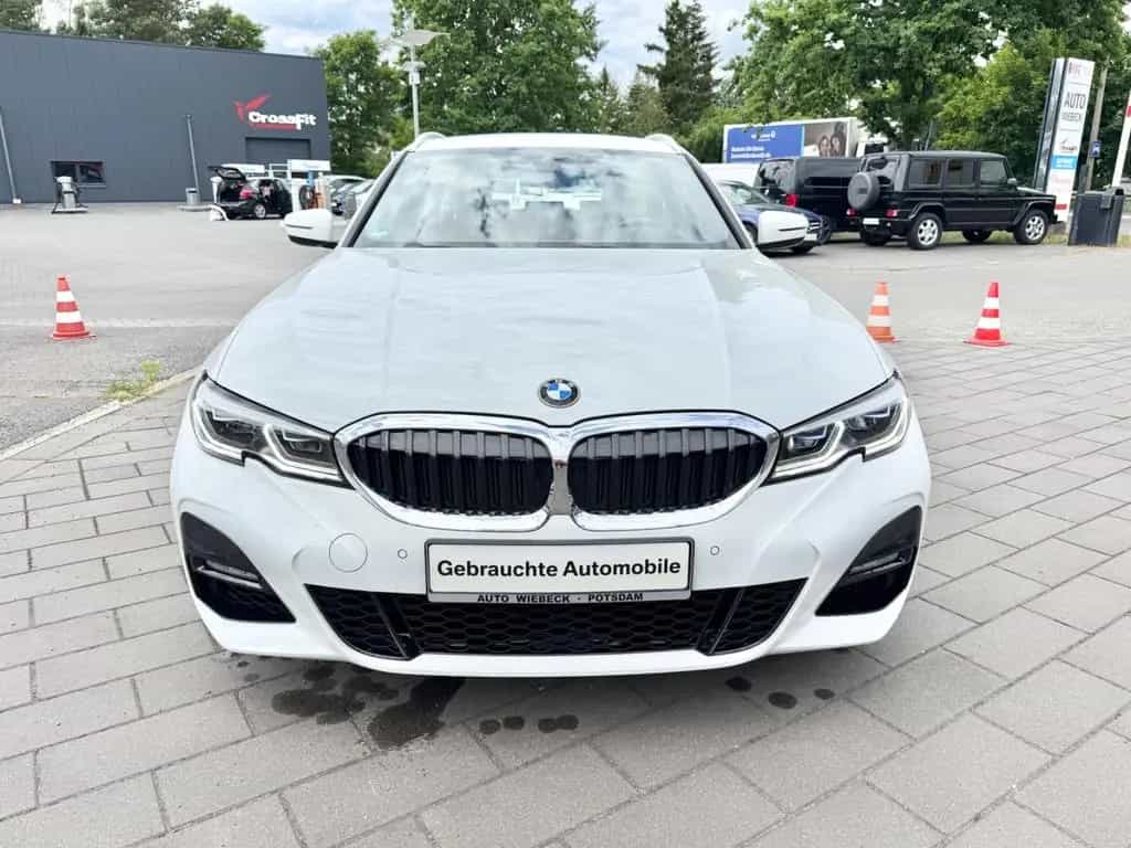 BMW 320 d xDriveM Sport,Laser,Leder,HeadUp, 12/2019-photo-4