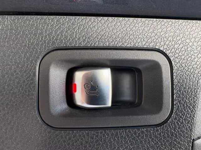 Mercedes-Benz E 200 T 4M AVANTGARDE AHK SHD LED Kamera Totwink 11/2018-photo-10