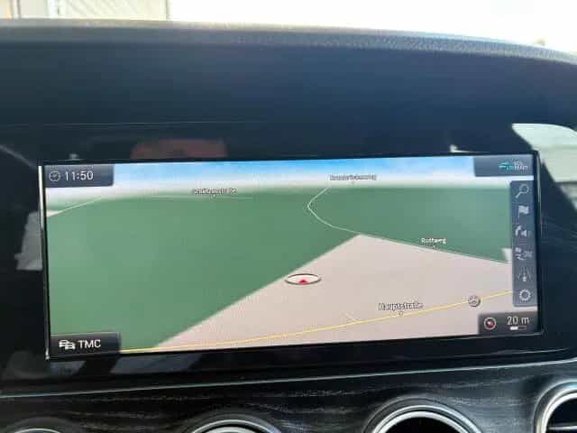Mercedes-Benz E 200 T 4M AVANTGARDE AHK SHD LED Kamera Totwink 11/2018-photo-14