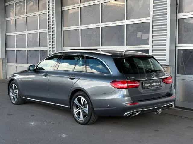 Mercedes-Benz E 200 T 4M AVANTGARDE AHK SHD LED Kamera Totwink 11/2018-photo-3