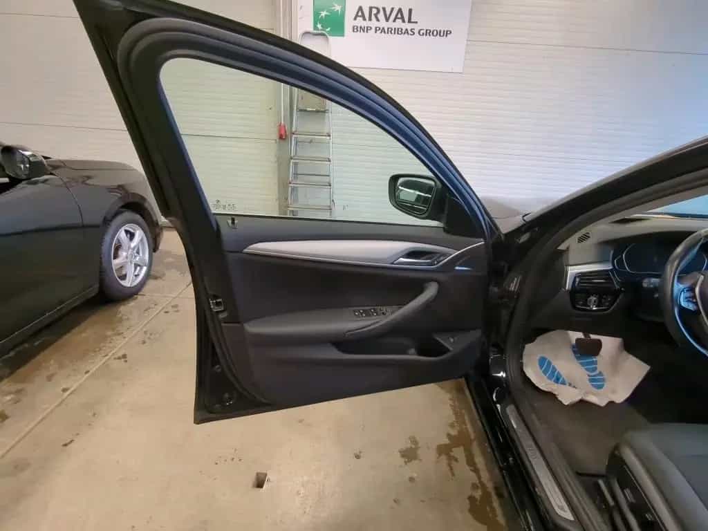 BMW 520 d Touring | Kam | LED | Navi | App 10/2020-photo-7