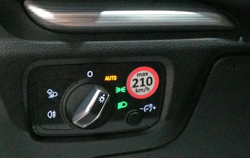 Audi A3 Sportback 35 TFSI S-Line*TEMPOMAT*DAB*Xenon 02/2019-photo-19