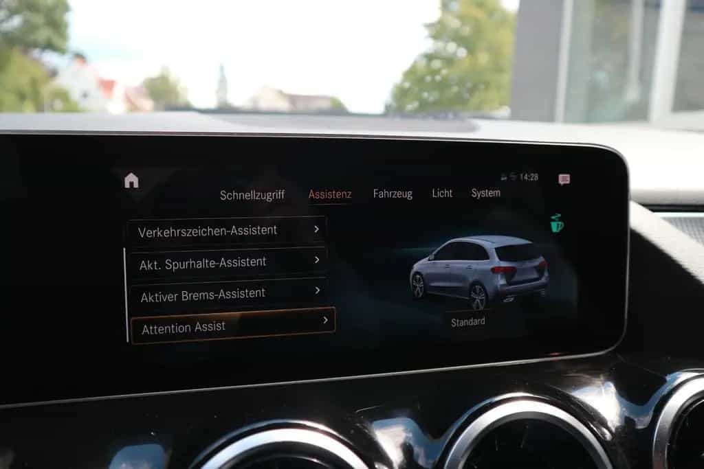 Mercedes-Benz B 200 Progressiv *RFK/LED/NAVI/TEMPO/PDC/VC/AHK* 08/2019-photo-23
