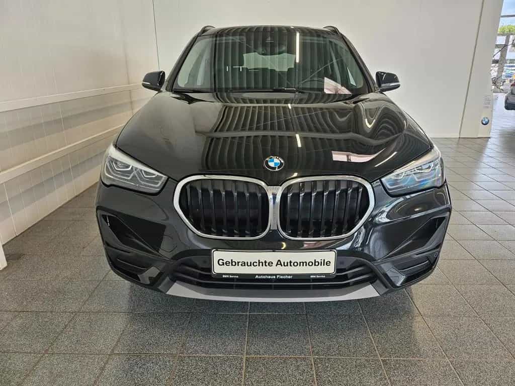BMW X1 xDrive Advantage ++ AHK ++ 03/2020-photo-4