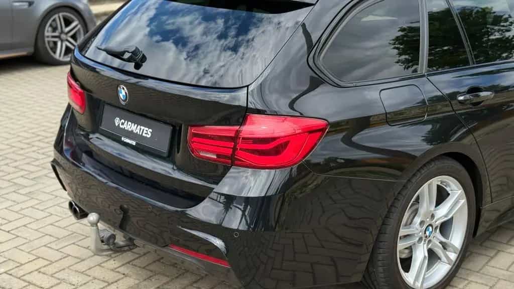 BMW 320 i Touring M Sport LED AHK Lenkradheizung SHZ 11/2018-photo-11