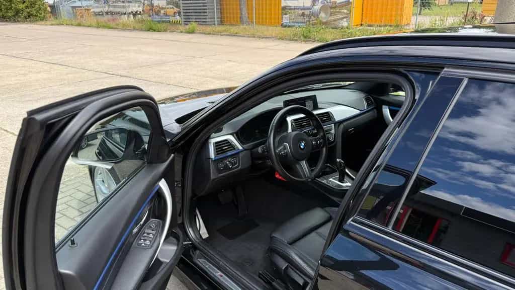 BMW 320 i Touring M Sport LED AHK Lenkradheizung SHZ 11/2018-photo-15