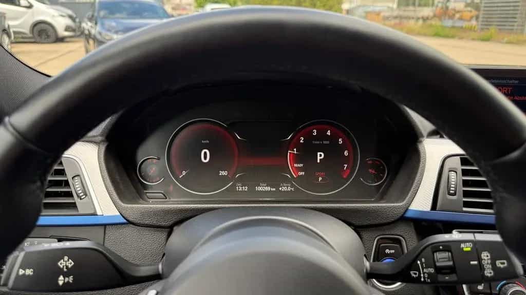 BMW 320 i Touring M Sport LED AHK Lenkradheizung SHZ 11/2018-photo-23