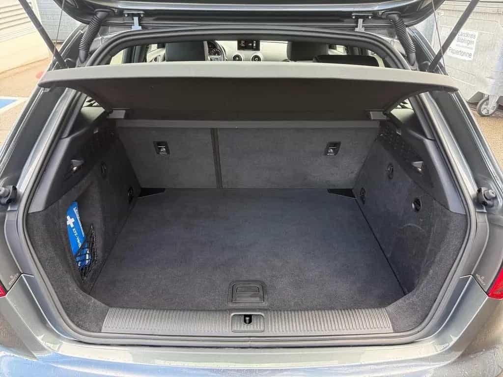 Audi A3 Sportback sport *PDC*PANO*SHZ*GRA*LED*NAVI* 01/2019-photo-12