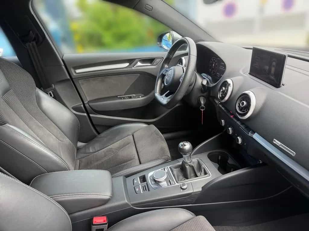 Audi A3 Sportback sport *PDC*PANO*SHZ*GRA*LED*NAVI* 01/2019-photo-14